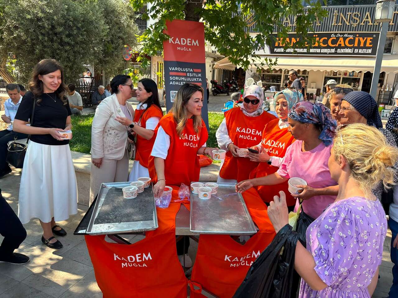KADEM Muğla’dan Aşure İkramı: Birlik ve Beraberlik Mesajı Verildi 5